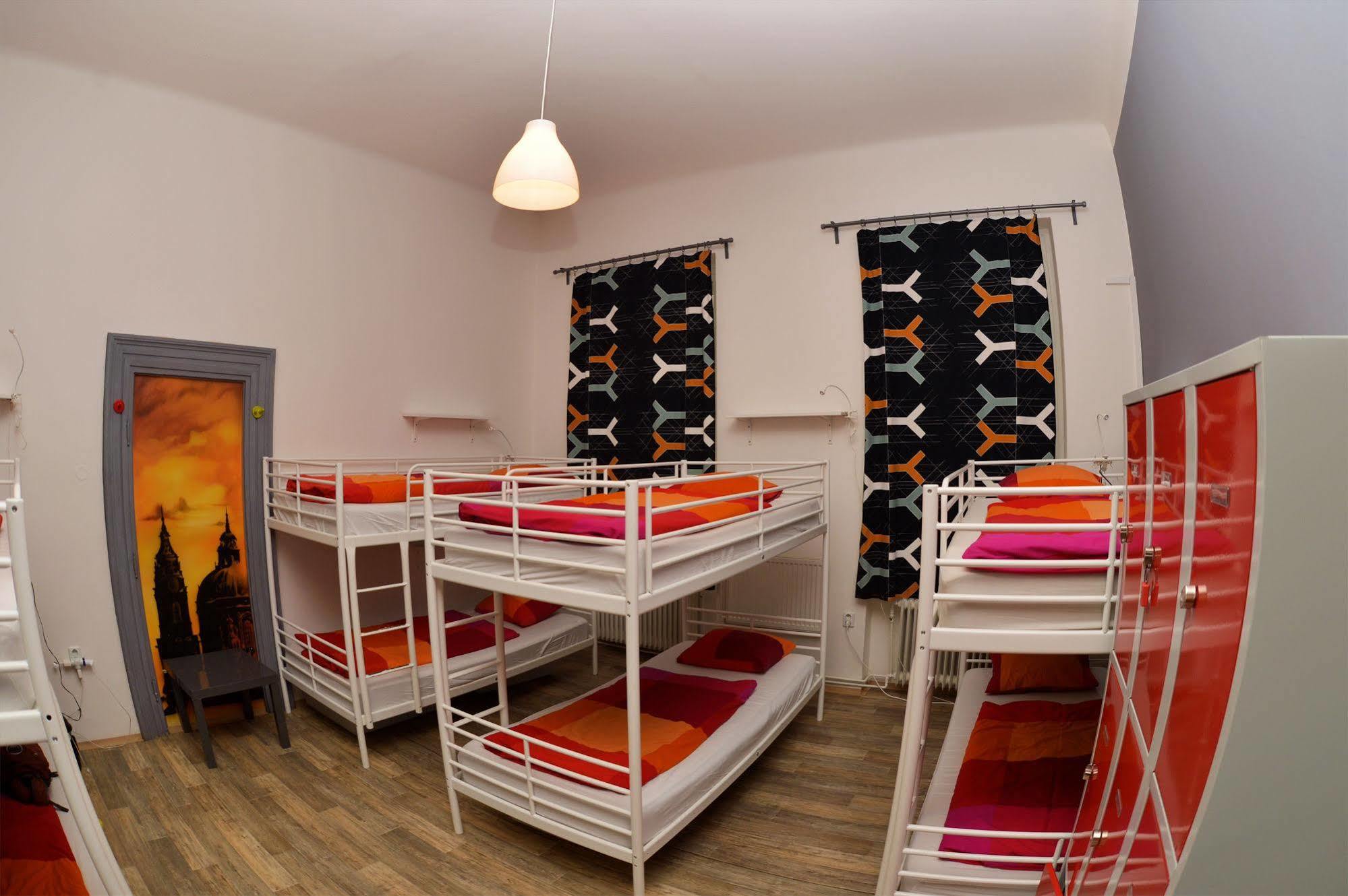 Hostel One Home Prag Exterior foto